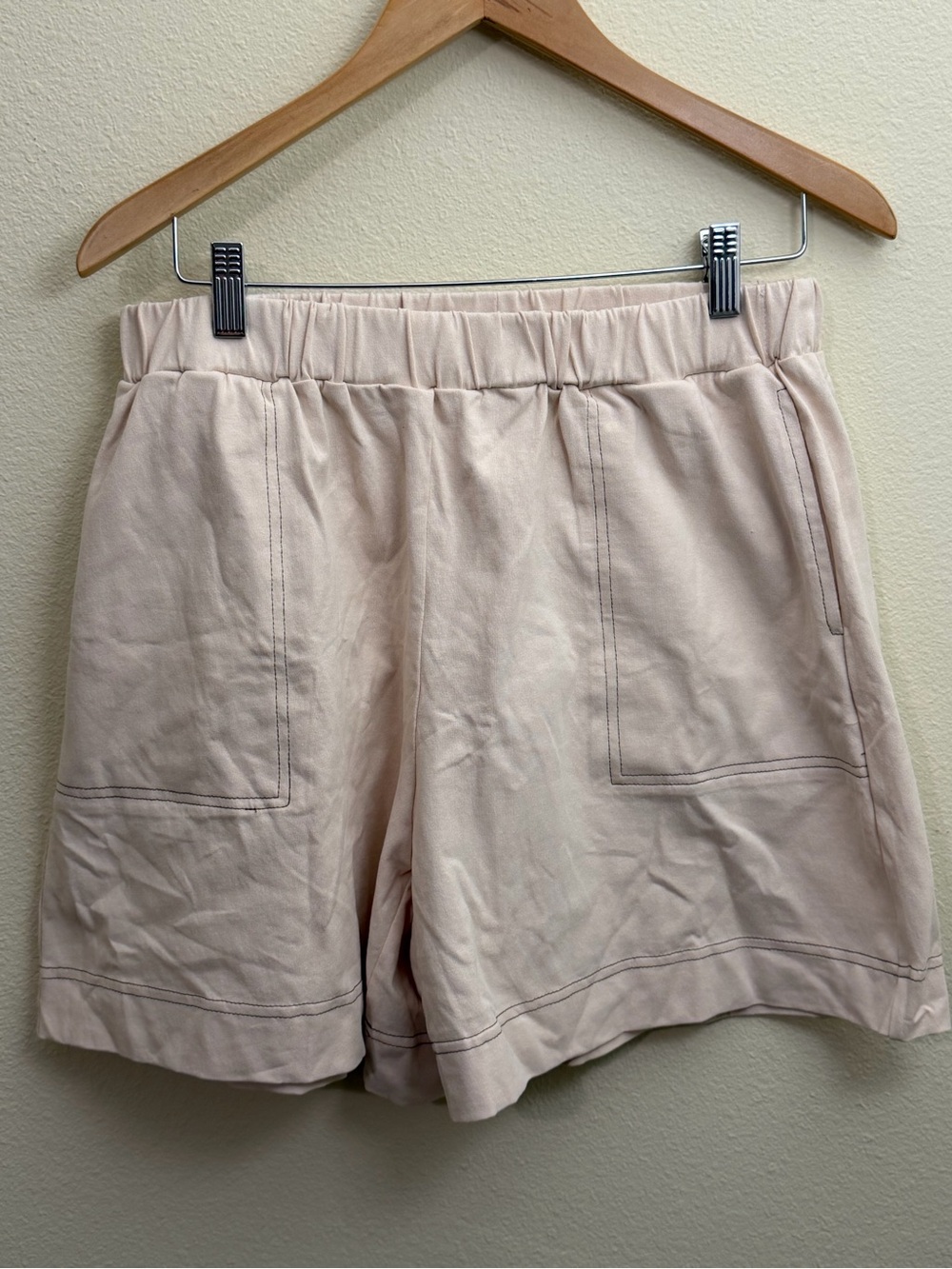 Elastic-Waist Cream Short & Tank Set